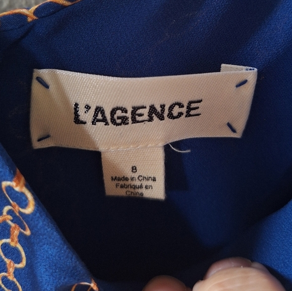 L'agence Women's Chain Print 100% Silk Cropped Jumper. Navy/Gold Size 8 - Picture 2 of 10